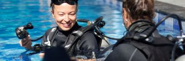 Maski do nurkowania: obowiązkowy element wyposażenia fana snorkelingu